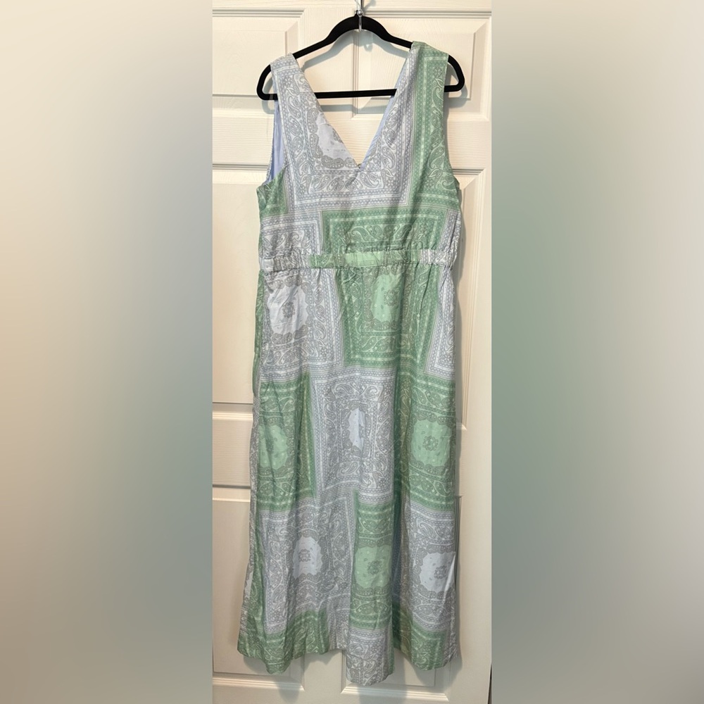 Universal Thread Green And Gray Patterned Dress - image 1